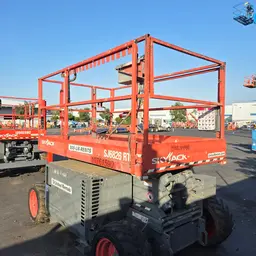 2018 Skyjack SJ6826RT Rough Terrain Scissor Lift