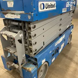 2018 Genie GS-3232 Scissor Lift