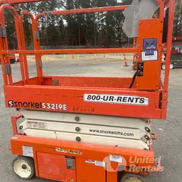 2019 Snorkel S3219E Scissor Lift