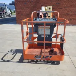 2012 JLG E400AJPN Articulating Boom Lift
