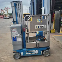 2017 Genie GR-20 Self-Propelled One-Person Lift