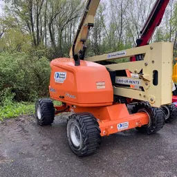 2017 JLG 450AJ Articulating Boom Lift