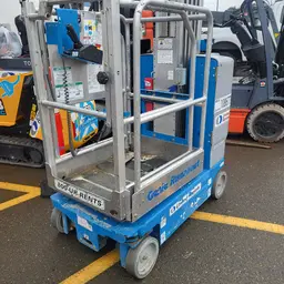 2018 Genie GR-20 Self-Propelled One-Person Lift