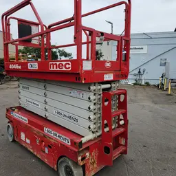 2017 MEC 4046SE Scissor Lift