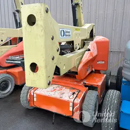 2017 JLG E400AJPN Articulating Boom Lift