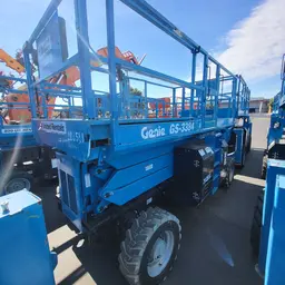 2018 Genie GS-3384 RT Rough Terrain Scissor Lift