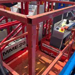 2017 Skyjack SJ12 Self-Propelled One-Person Lift