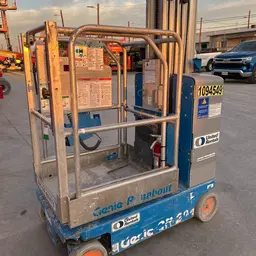 2019 Genie GR-20 Self-Propelled One-Person Lift