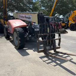 2017 JLG 642 Forklift