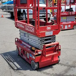 2018 MEC 1330SE Scissor Lift