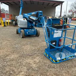 2015 Genie Z-40/23N RJ Articulating Boom Lift