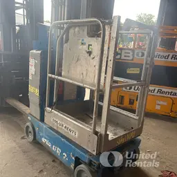 2017 Genie GR-20 Self-Propelled One-Person Lift