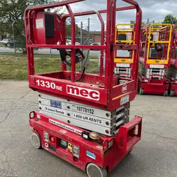 2018 MEC 1330SE Scissor Lift
