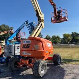 2017 JLG 450AJ Articulating Boom Lift