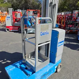 2019 Genie GR-20 Self-Propelled One-Person Lift