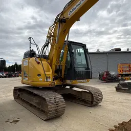 2019 Kobelco SK140SR-5 Excavator