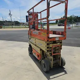 2017 JLG 2632ES Scissor Lift