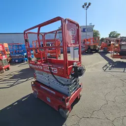 2019 MEC MICRO 19 Scissor Lift