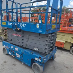 2017 Genie GS-4047 Scissor Lift