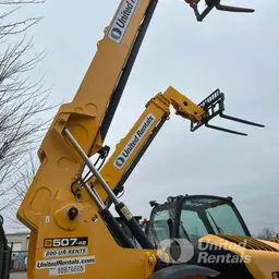 2019 JCB 507-42 Forklift