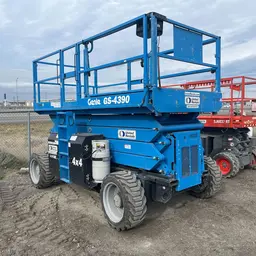 2017 Genie GS-4390 RT Rough Terrain Scissor Lift
