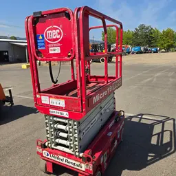 2018 MEC MICRO 19 Scissor Lift