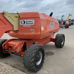 2012 JLG 800AJ Articulating Boom Lift