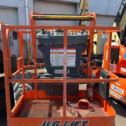 2018 JLG E300AJP Articulating Boom Lift
