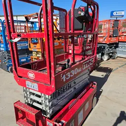 2017 MEC 1330SE Scissor Lift