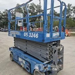 2018 Genie GS-3246 Scissor Lift