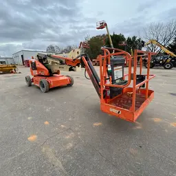 2015 JLG E450AJ Articulating Boom Lift