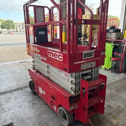 2017 MEC 1930SE Scissor Lift