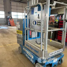 2018 Genie GR-20 Self-Propelled One-Person Lift