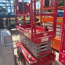 2019 MEC MICRO 19 Scissor Lift