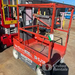 2017 Skyjack SJ16 Self-Propelled One-Person Lift
