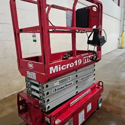 2018 MEC MICRO 19 Scissor Lift