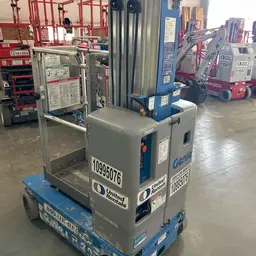 2019 Genie GR-20 Self-Propelled One-Person Lift