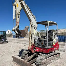 2019 Takeuchi TB240 Mini Excavator