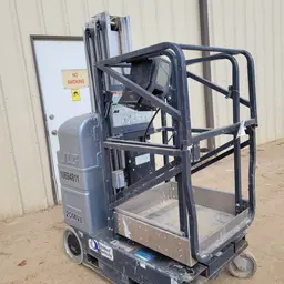 2017 JLG 20MVL Self-Propelled One-Person Lift