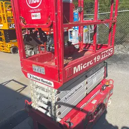 2018 MEC MICRO 19 Scissor Lift