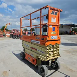 2018 JLG 2632ES Scissor Lift