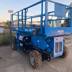 2018 Genie GS-3384 RT Rough Terrain Scissor Lift