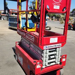 2021 MEC MICRO 19 Scissor Lift
