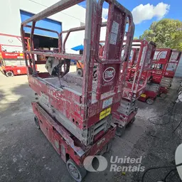 2017 MEC 1930SE Scissor Lift