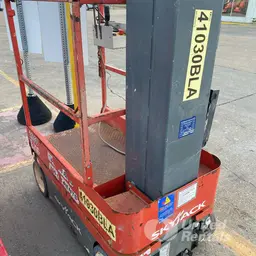 2017 Skyjack SJ16 Self-Propelled One-Person Lift