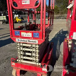 2019 MEC MICRO 19 Scissor Lift