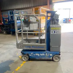 2018 Genie GR-12 Self-Propelled One-Person Lift