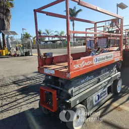 2018 Skyjack SJIII3220 Scissor Lift