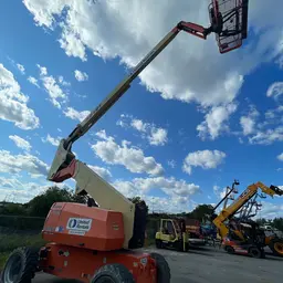 2016 JLG 800AJ Articulating Boom Lift