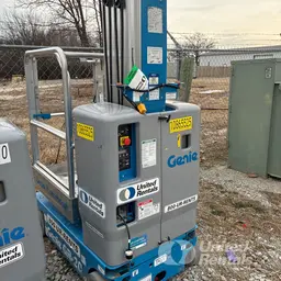 2018 Genie GR-20 Self-Propelled One-Person Lift